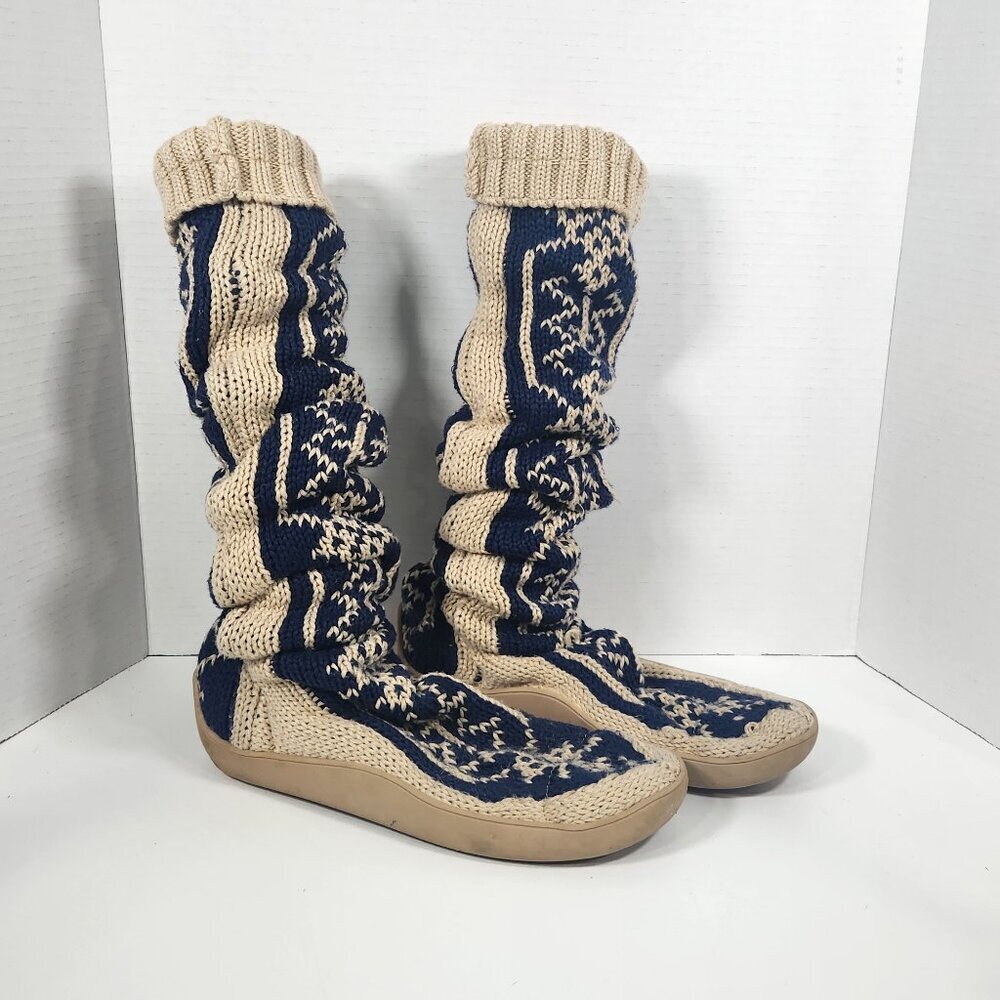 Gypsyz sweater boots size 10 blue and cream